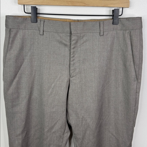 BOSS Hugo Boss Grey Virgin Wool Dress Pants Men's Size 34 Tailored Fit - Picture 2 of 9